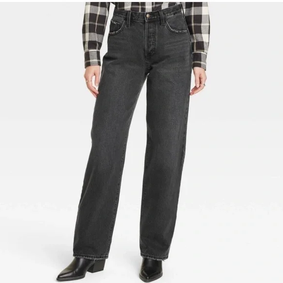 Women's Mid-rise Cuffed 90's Baggy Black Jeans - Universal Thread - Picture 2 of 7